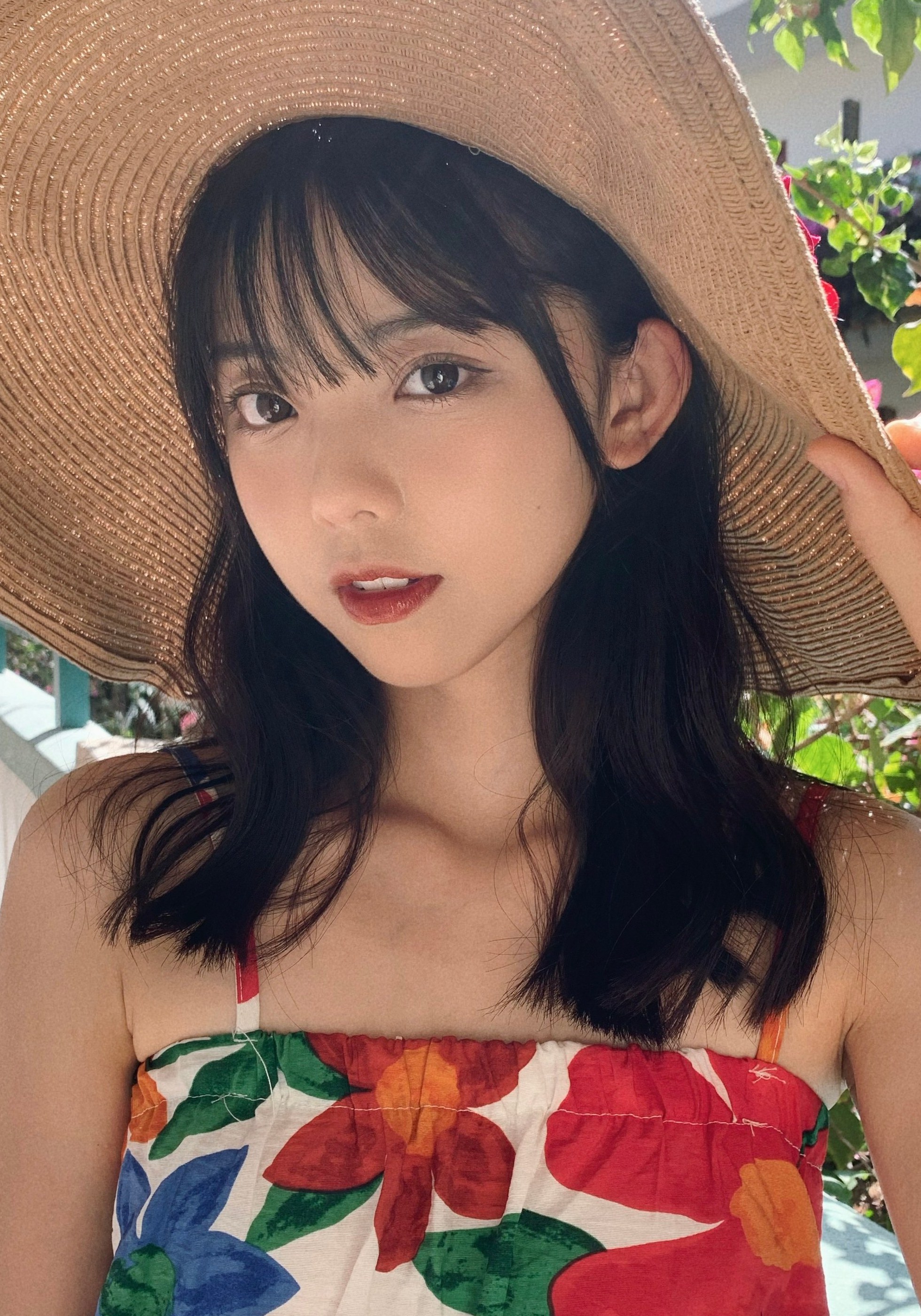 女,2021年5月5日参加了综艺《怦然心动20岁》 span class="ref" data