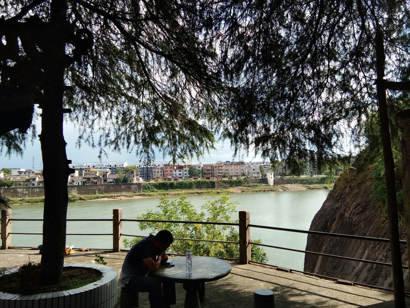  p>新滩乡,隶属于江西省上饶市铅山县,地处铅山县北部,东与上饶县董团