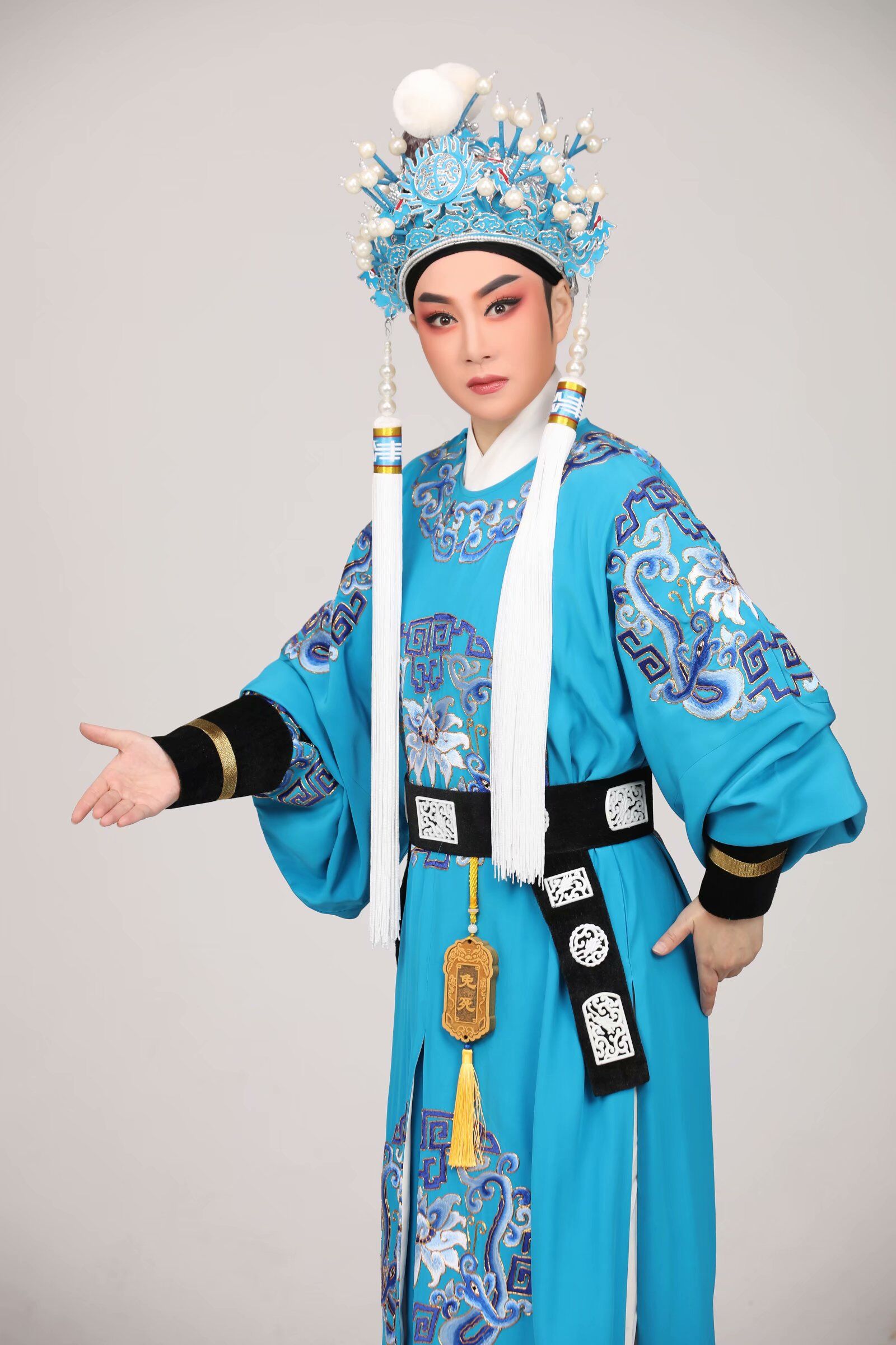  p data-id="2iaxtpjf6ue">缪新斌,女,乐清市越剧团,小生:主攻尹派