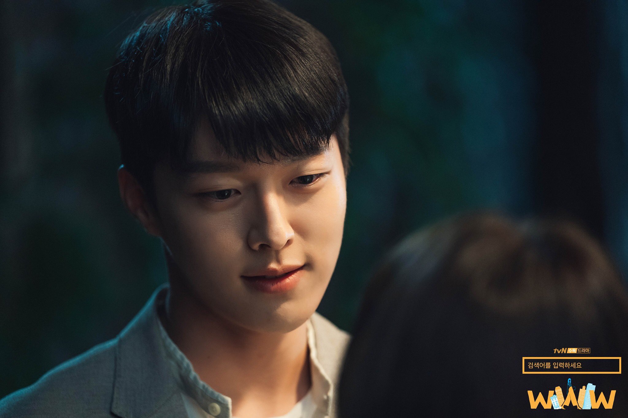 张基龙,1992年8月7日出生于韩国蔚山广域市