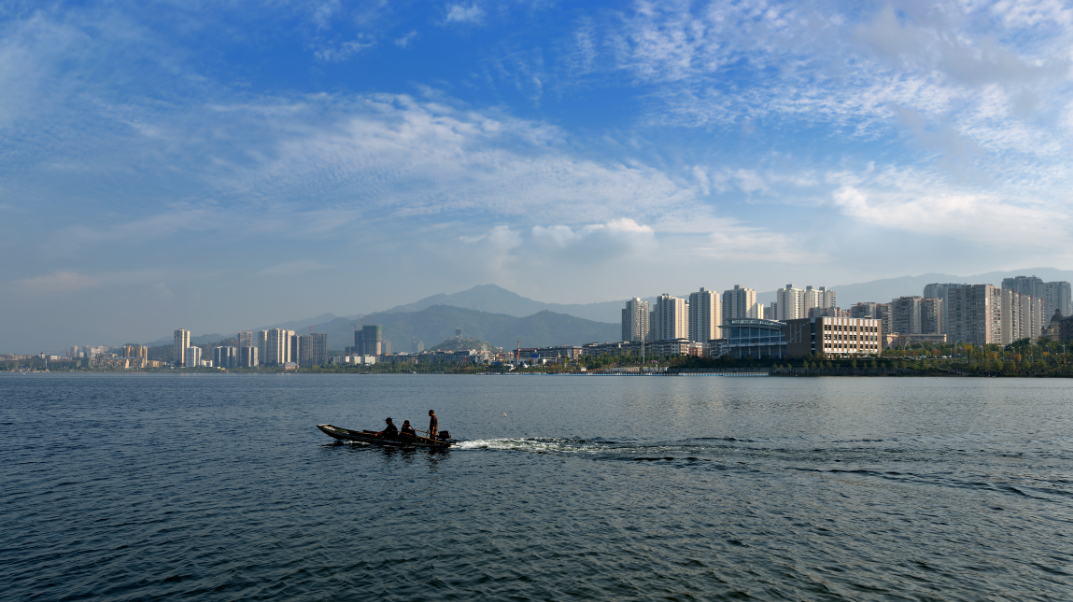 汉丰湖景区
