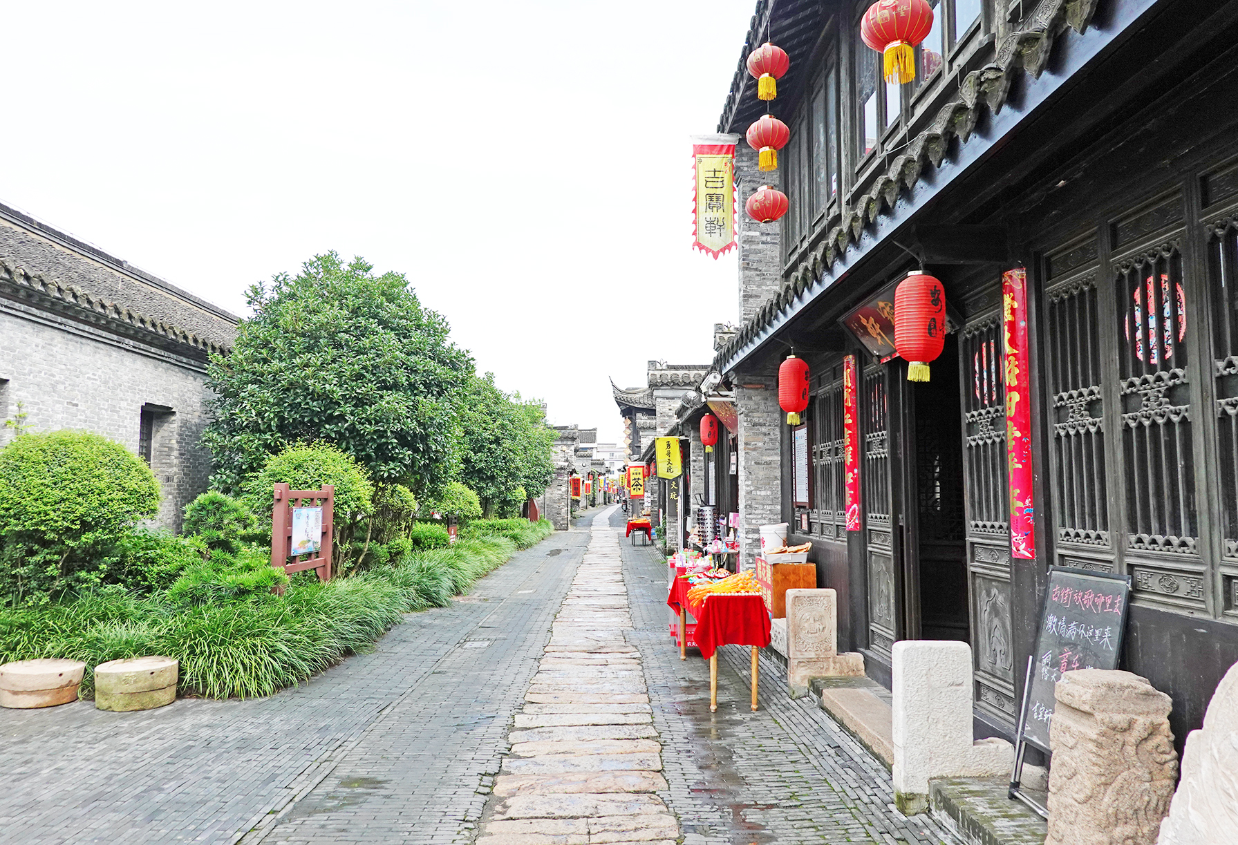  p>安丰镇,隶属于江苏省东台市,中国历史文化名镇,始建于唐 a target=