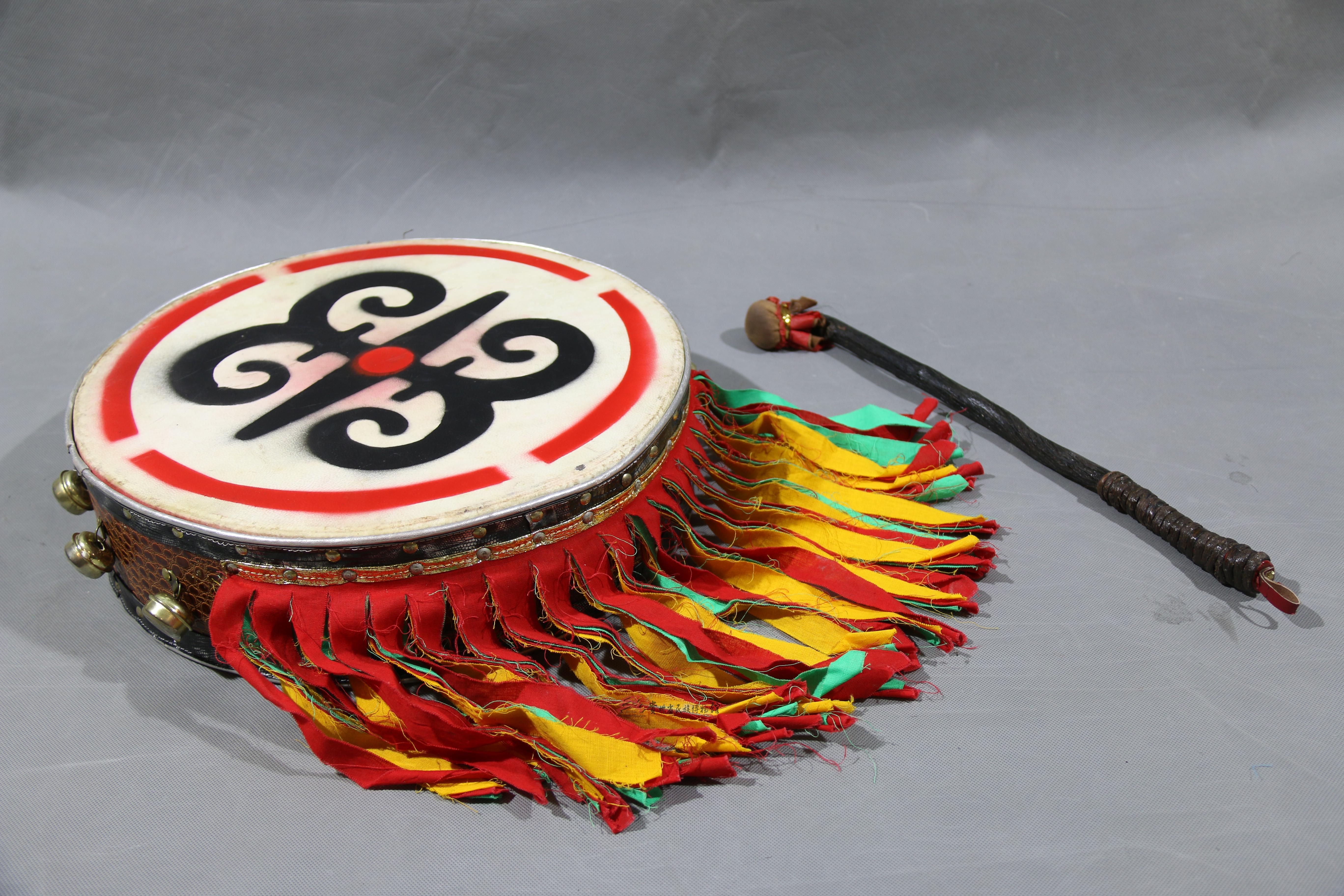 当代江口漆树坪羌族响铃流苏羊皮鼓