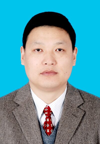 p data-id="gn3cluk2dg">朱其远,男,1971年12月出生,江苏赣榆人,大学