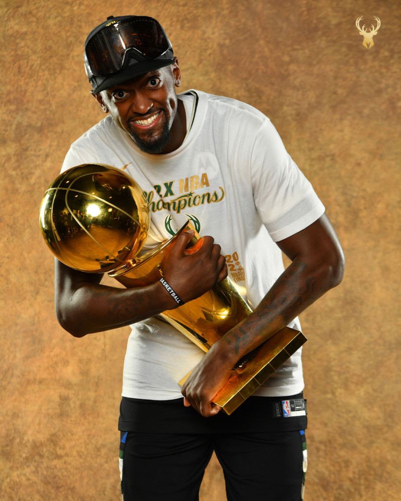  p>鲍比·波蒂斯(bobby portis),1995年2月10日出生于 a target="