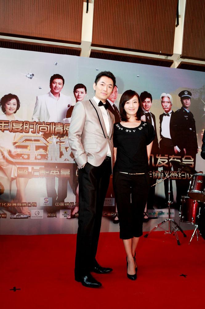  p>朱泳腾,原名朱磊,中国内地男演员,1976年出生于上海市,1995年考入 