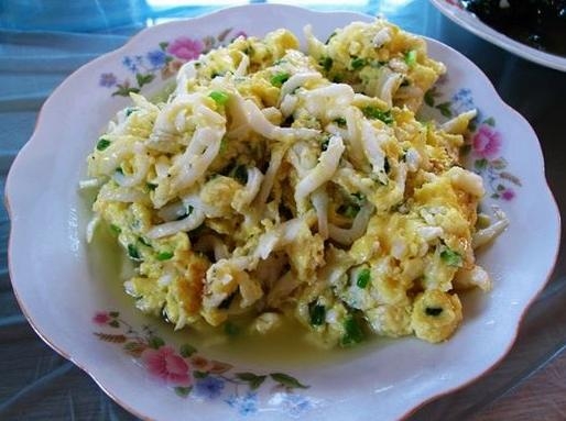 滑蛋韭香炒银鱼