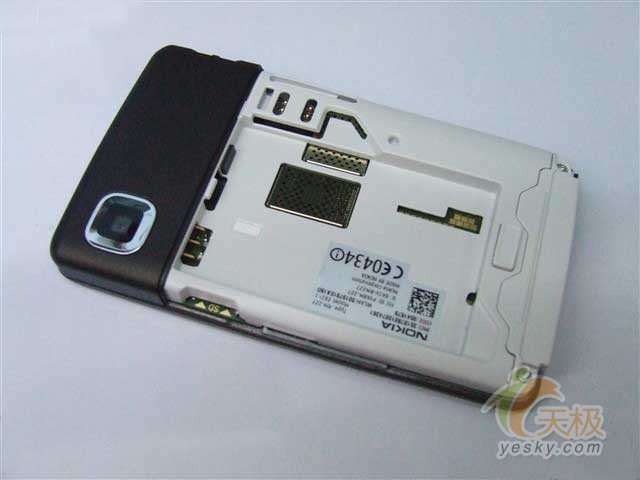  p>诺基亚e61i,是诺基亚公司2007年出的一款手机. /p>