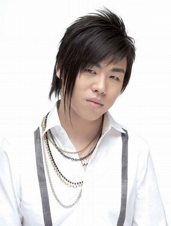  p>《文武双全升级版》是胡彦斌2003年发行的国语专辑,共收录了11首