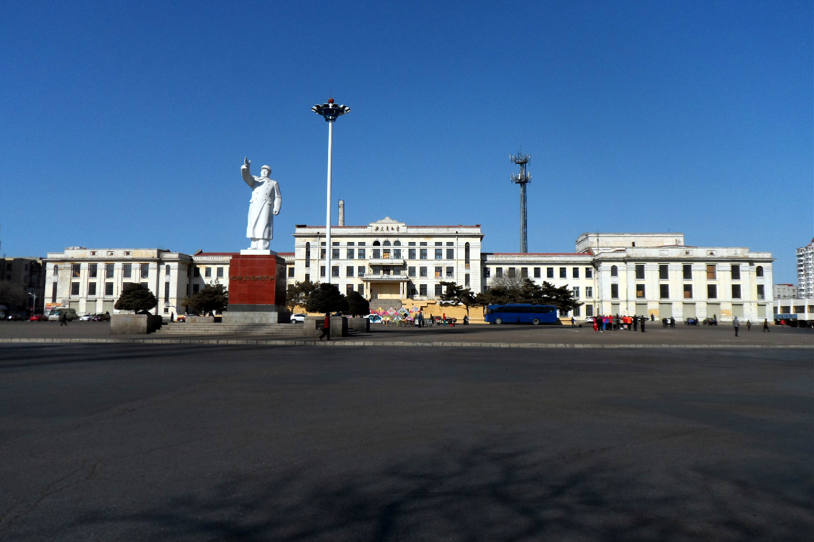  p>齐齐哈尔工人文化宫是齐齐哈尔市的标志性建筑,具有重要的历史价值