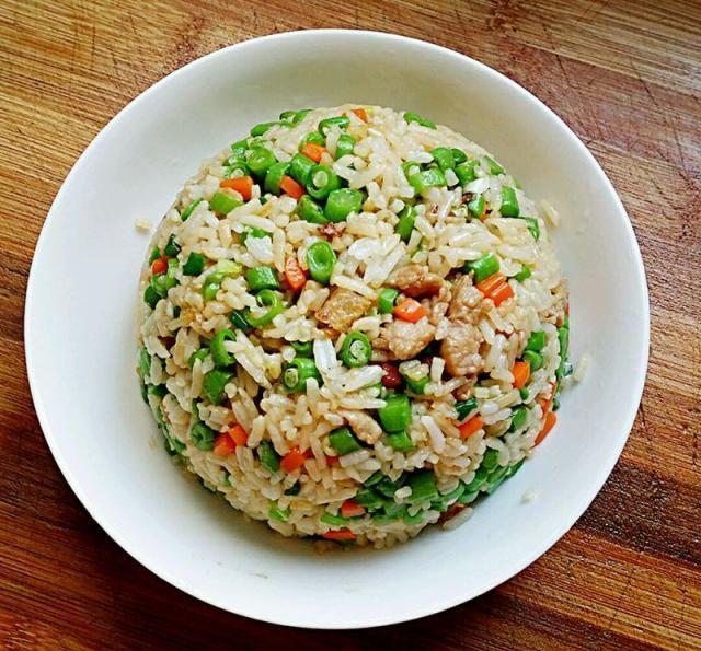 豇豆肉末炒饭