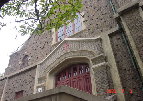 岗纬路基督教堂