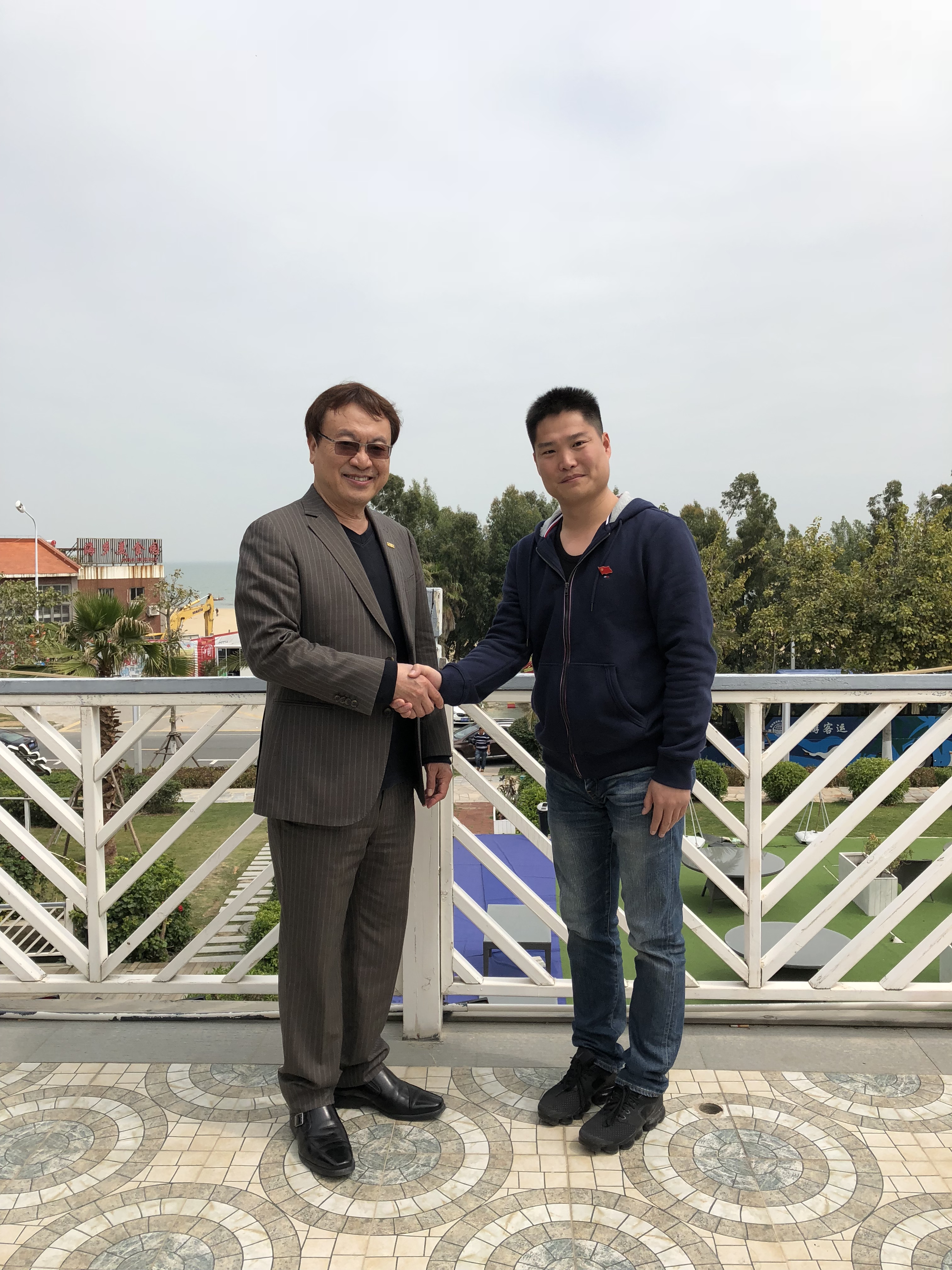  p>李二坤,别名李永坤,1983年生于河北邢台,师从教练王建利,武术泰斗