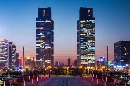 <p>郑州绿地双塔