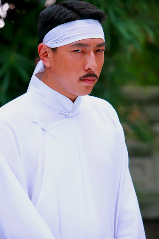 鲁霖