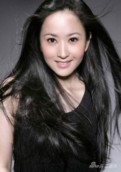  p>杨蕊(reny),1979年11月12日出生于北京市,中国内地女演员,毕业于 a