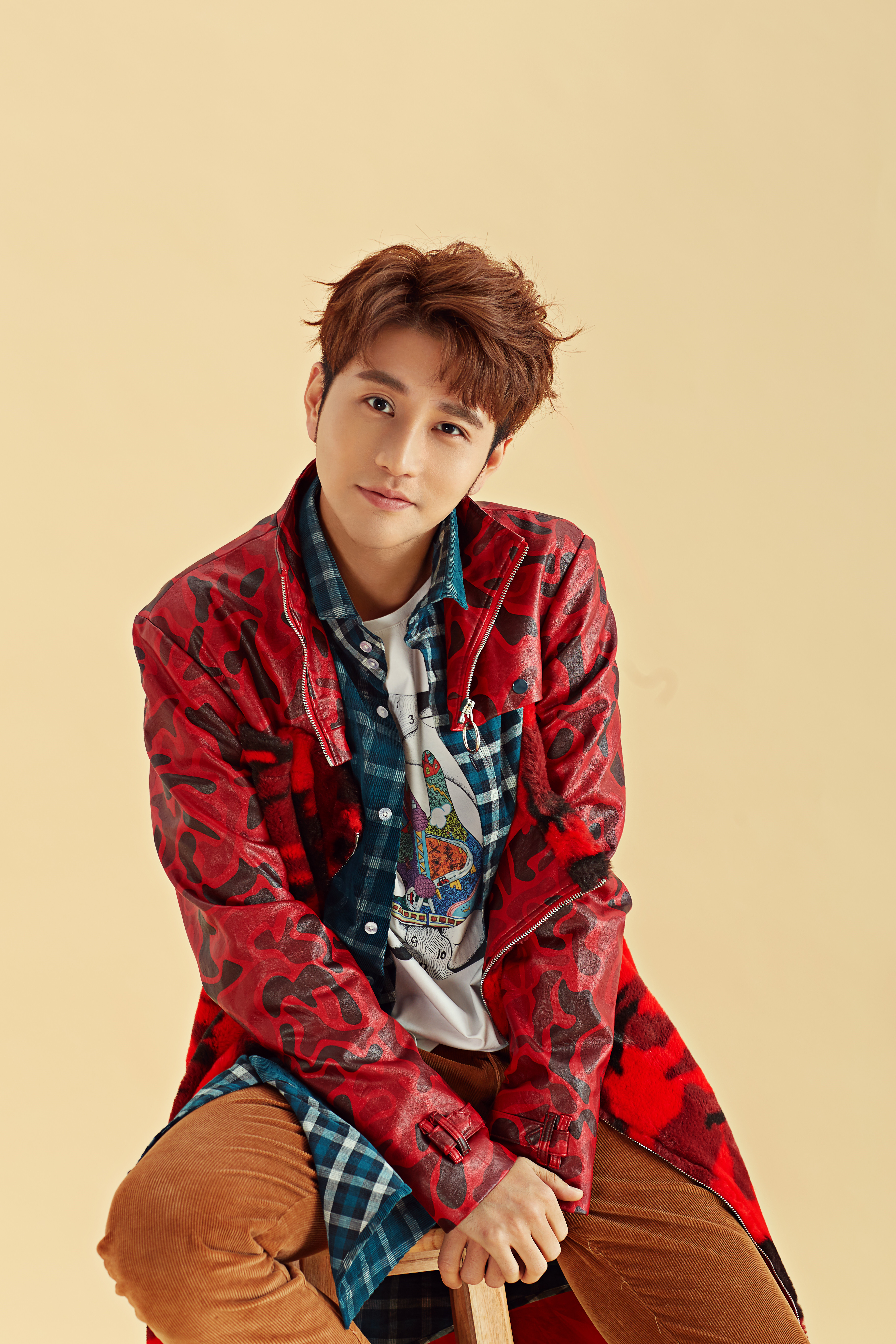 1983年12月9日出生于福建省永安市,中国内地影视男演员,流行乐歌手