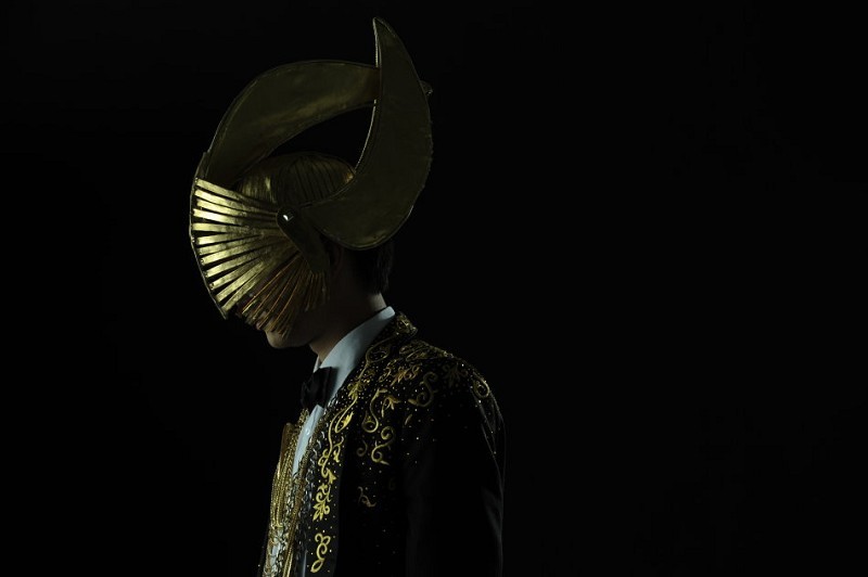  p>伯爵(johnny),原名付强,1982年7月4日出生于辽宁省抚顺市,华语流行