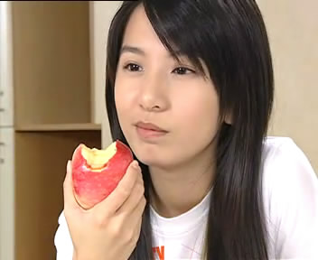 女,1983年2月14日出生,是《 a target="_blank" href="/item/真命天女