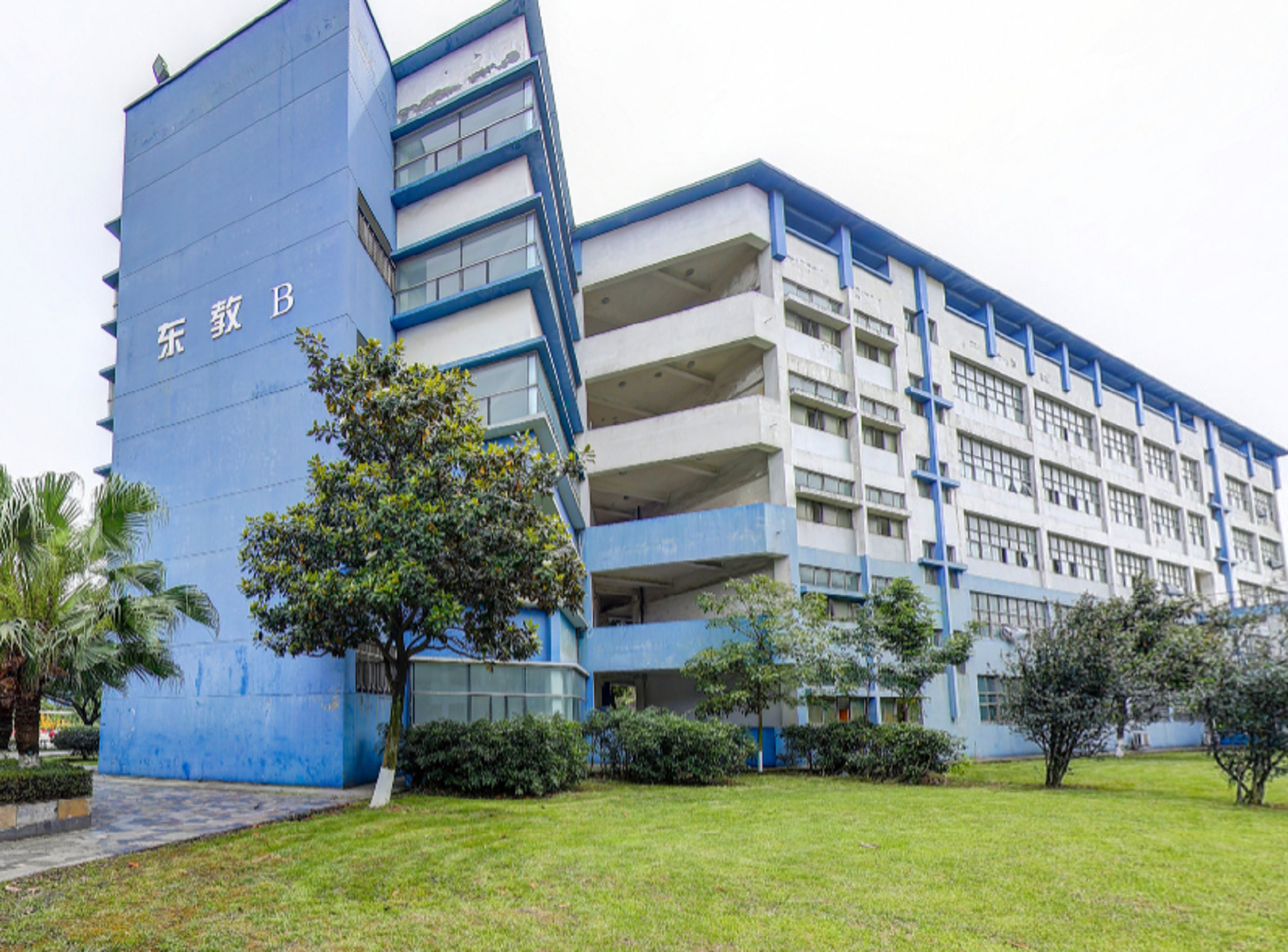 电子科技大学院成都学院
