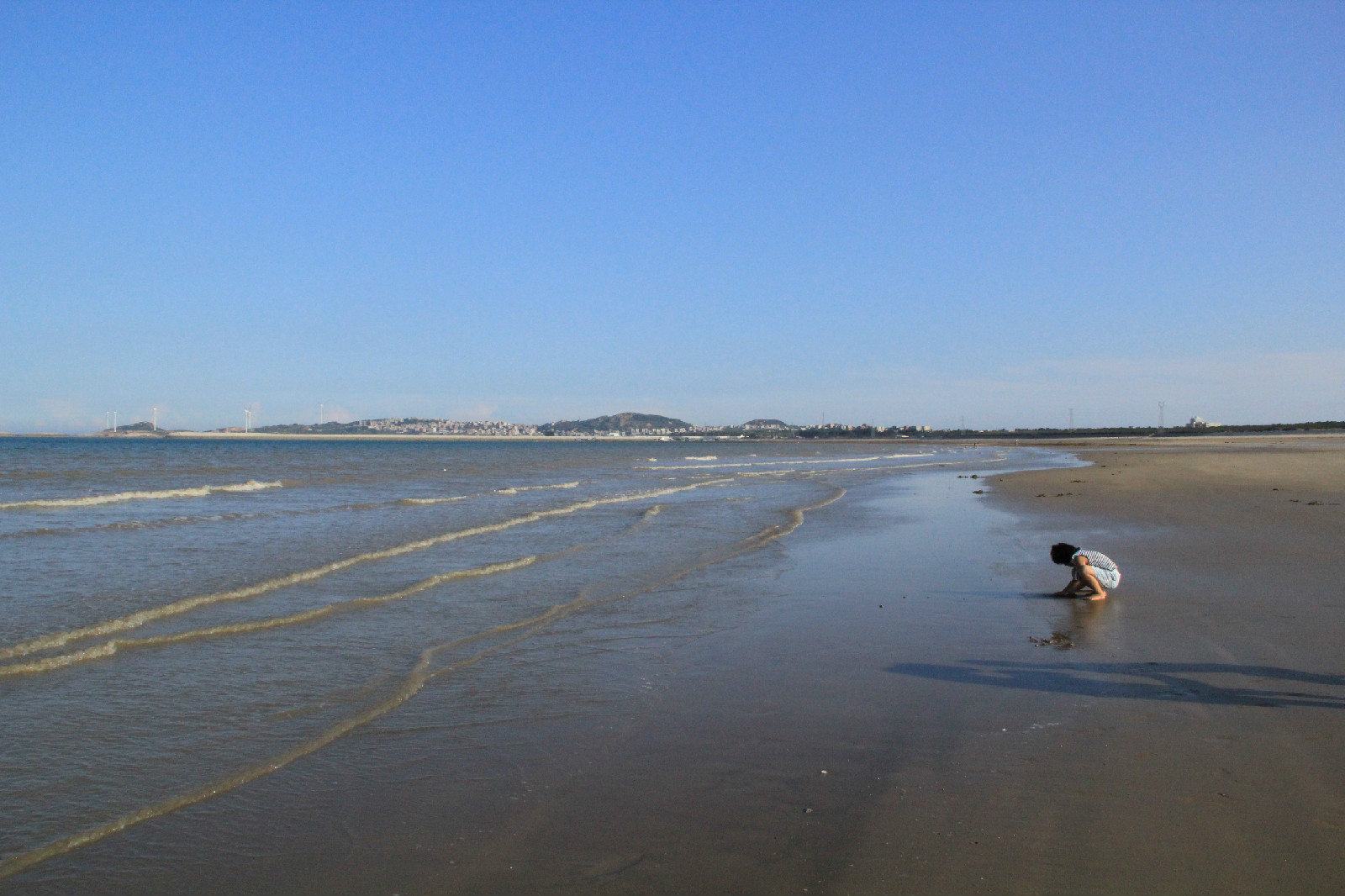 惠女湾位于福建省泉州市 a target="_blank" href="/item/惠安县">