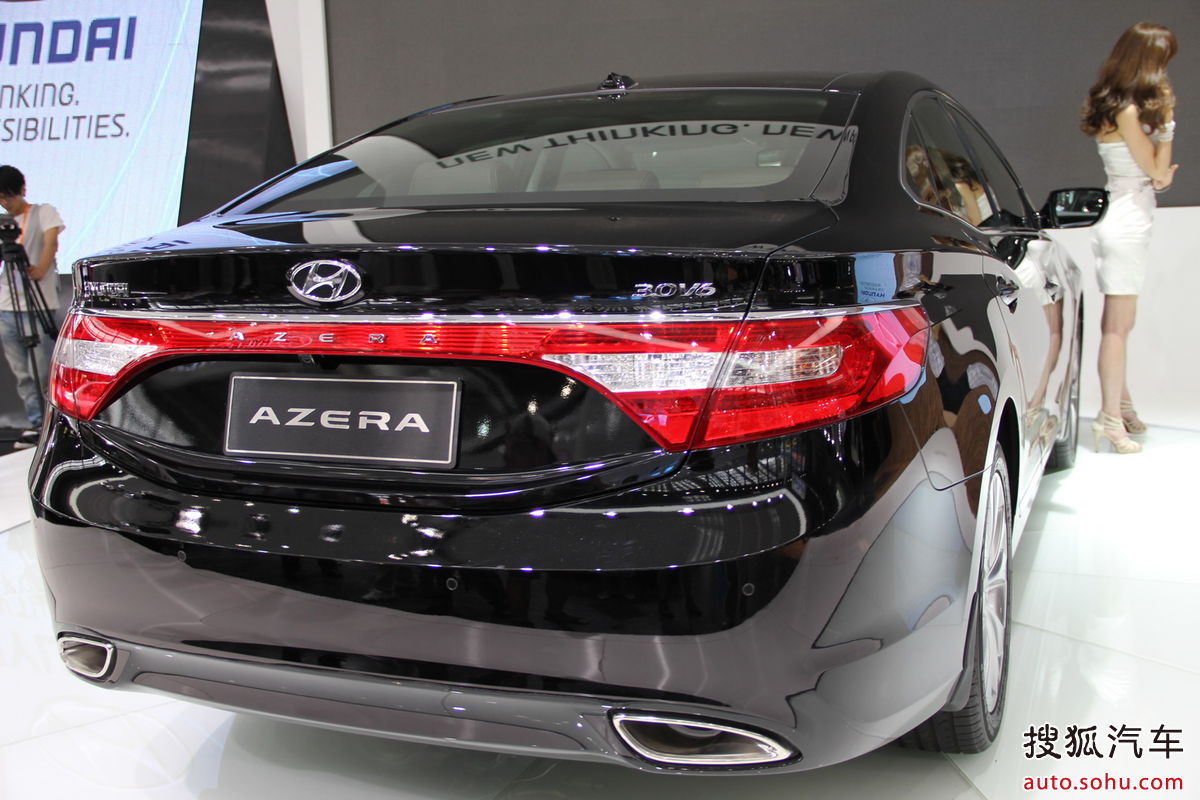 在现代车系里面,azera是一款定位介于equus跟sonata之间的产品,用以