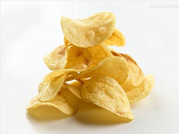  p>薯片(英国英语:crisps;美国英语:potato chips)是指由 a target="