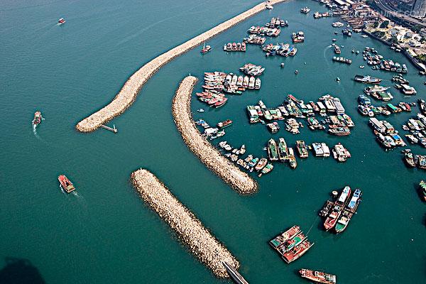 38x">筲箕湾位于 a target="_blank" href="/item/香港岛/1518805"