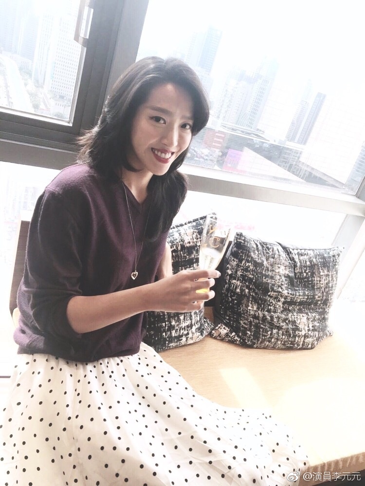  p data-id="gnwg0jct84">李元元,1990年12月28日出生于中国台湾省