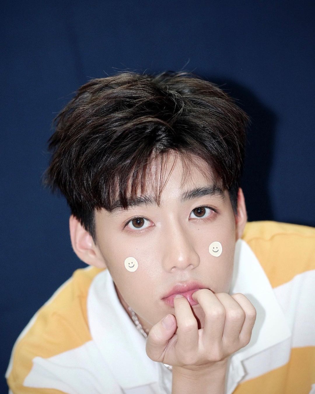  p>克里特·安努艾德奇康(pp),1999年4月30日出生于泰国曼谷,就读于 a