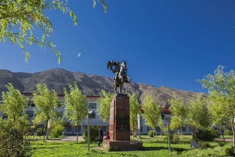  p>苏木塔什乡,新疆维吾尔自治区克孜勒苏柯尔克孜自治州阿合奇县下辖