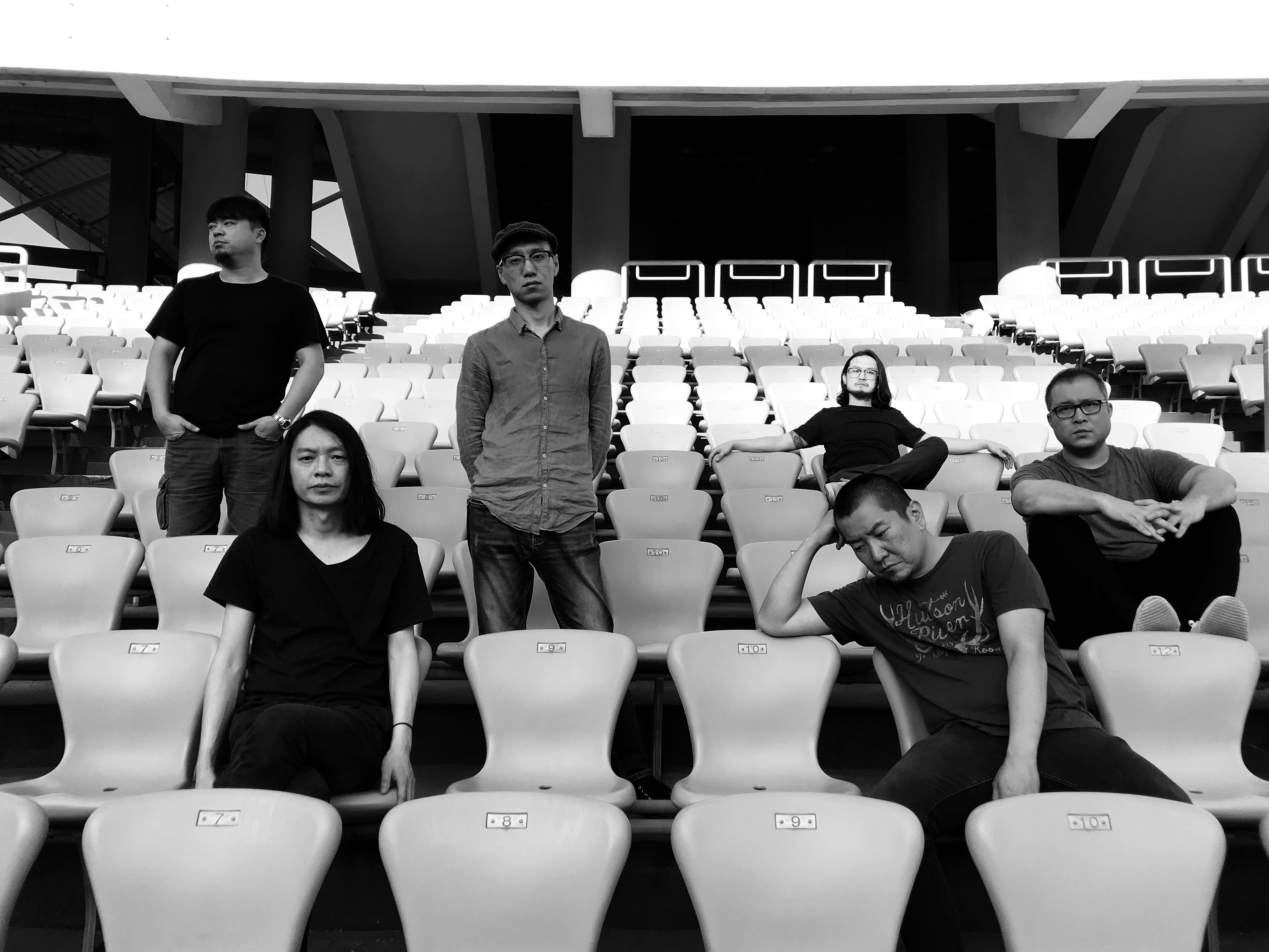 tcaed">惘闻乐队 i>(wang wen) /i>,中国器乐摇滚乐队,由吉他手谢玉岗