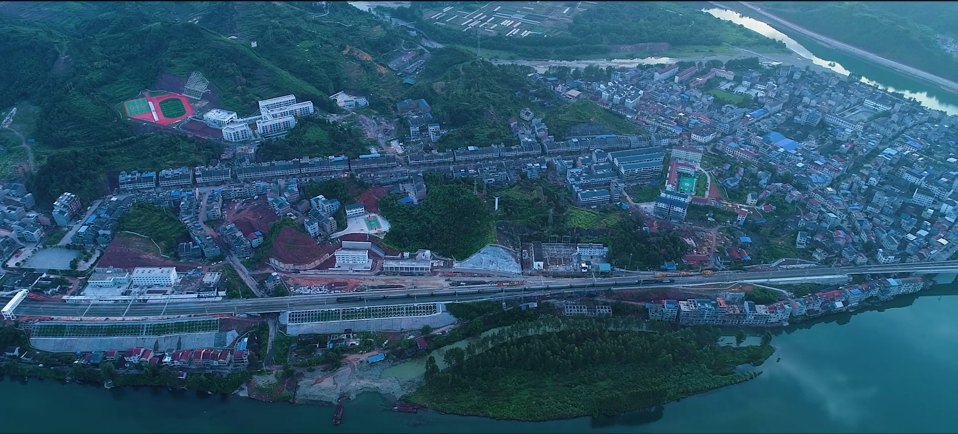  p data-id="gnbp8qjrh7">锦和镇,隶属于湖南省怀化市麻阳苗族自治县