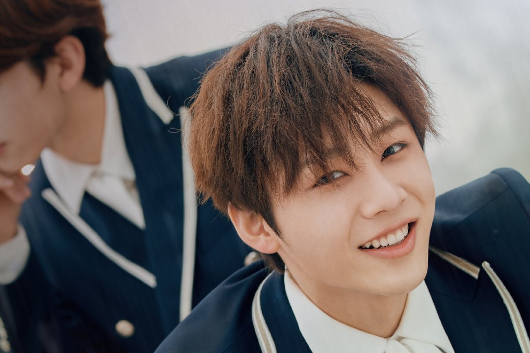  p>李泰龙,2000年4月12日出生于河南,《 a targe