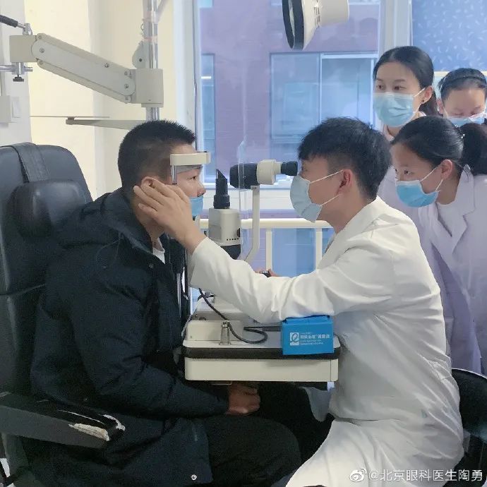 眼科医生陶勇：我找到了比生命更重要的东西_百科TA说