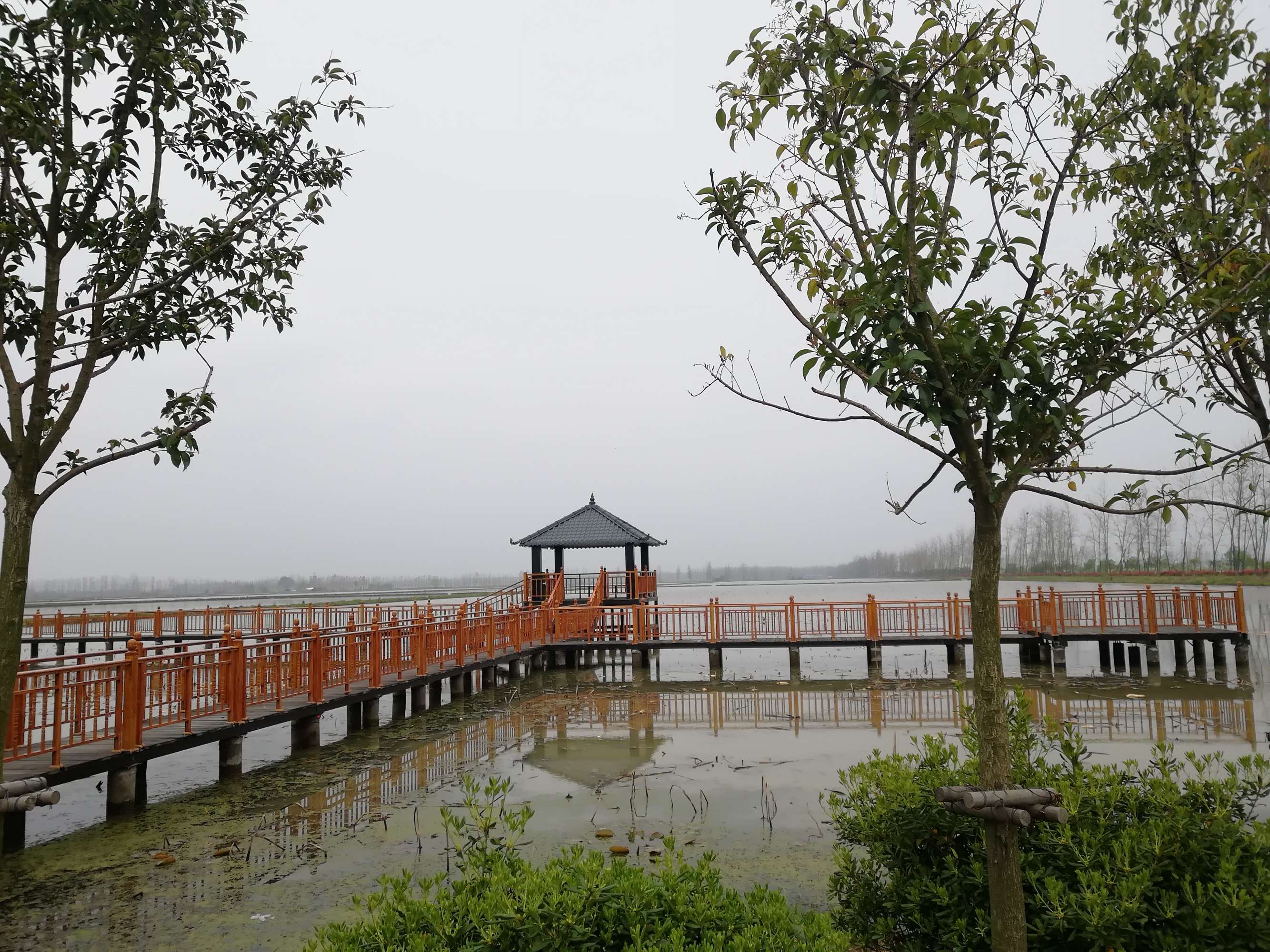 霍邱县 /a>北部,东与城关镇, a target="_blank" href="/item/临淮岗