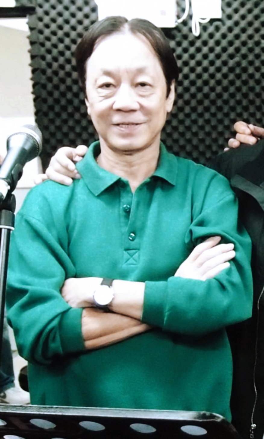  p data-id="go0g7vvoyx">许冠武,1944年6月