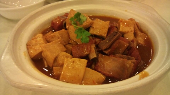排骨焖豆腐