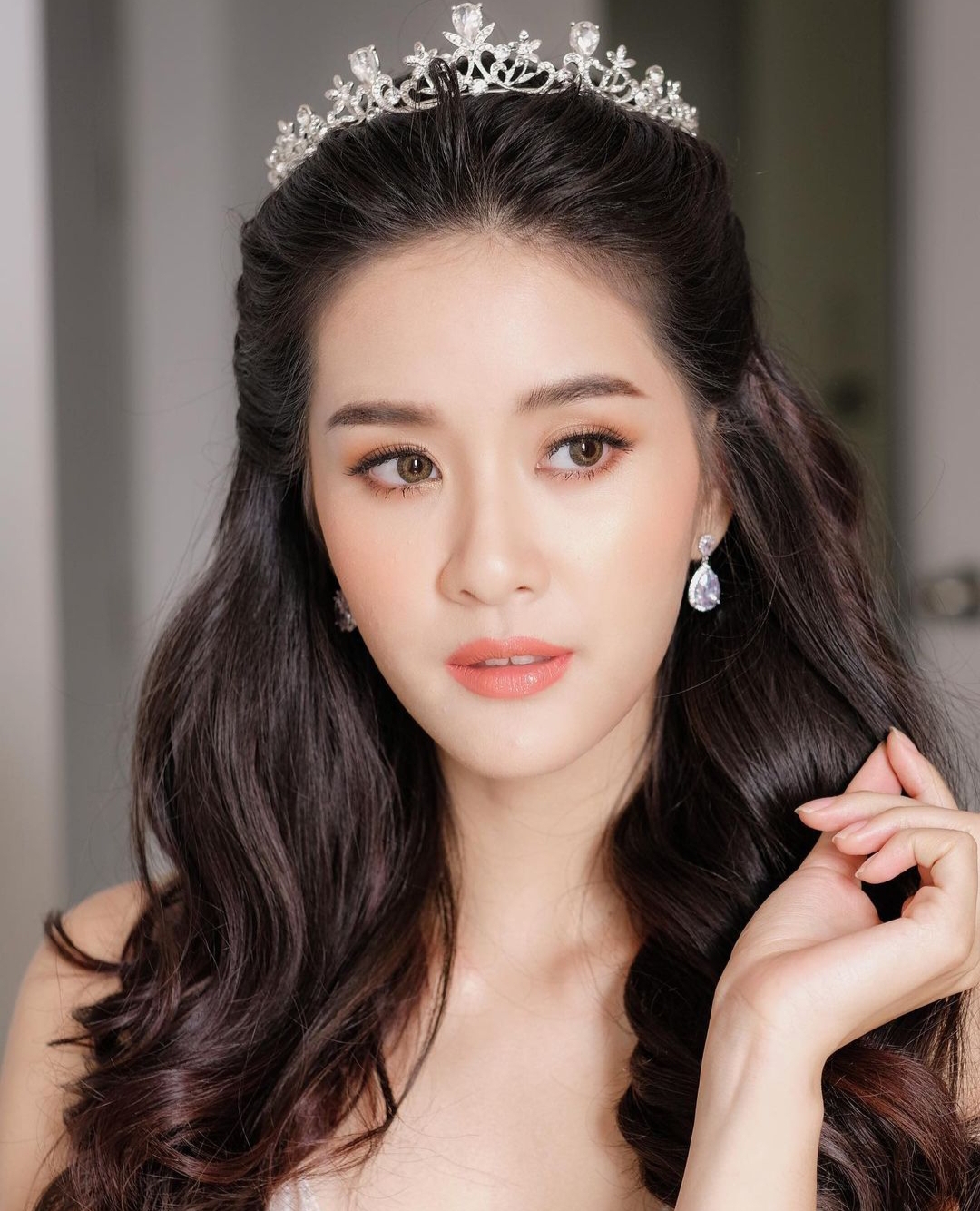 1992年10月15日出生于泰国曼谷,泰国女演员,毕业于 a target="_blank"