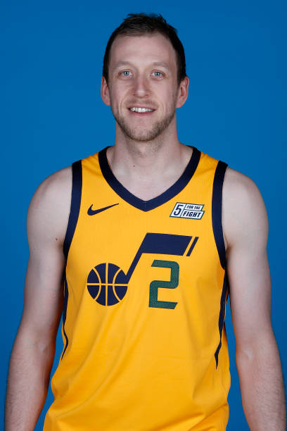  p>乔·英格尔斯(joe ingles),1987年10月2日出生于 a target="_blank