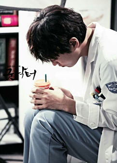 《good doctor》中饰演朴施温