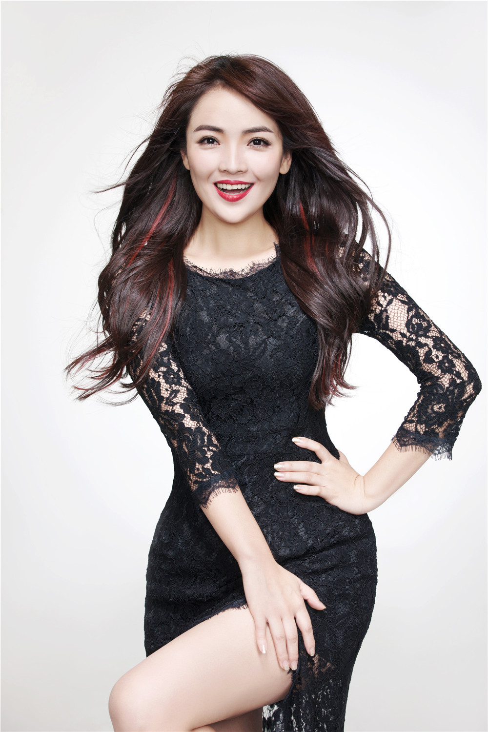  p>斯琴高丽,1987年1月19日出生于黑龙江省牡丹江市,中国影视女演员