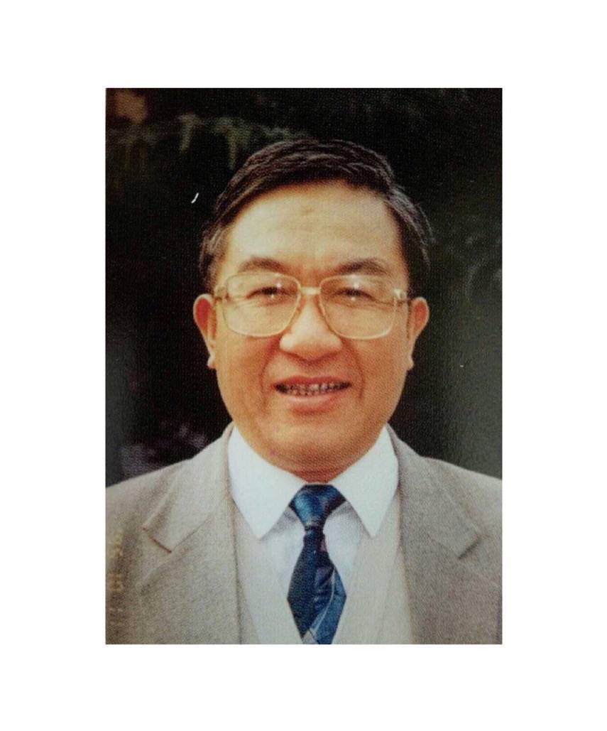  p>黄勇,1940年出生于江西省赣县田村镇,中共党员,1965年7月毕业于 a