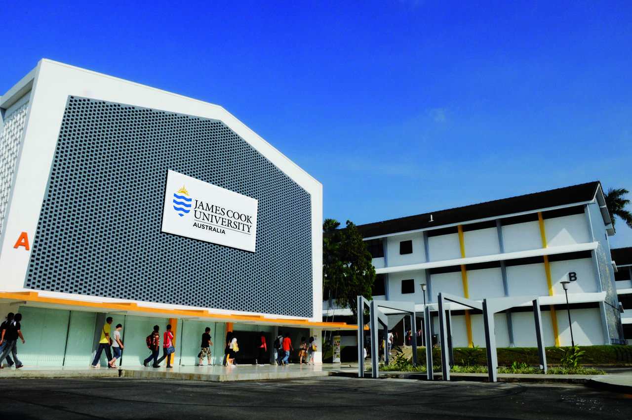 詹姆斯·库克大学