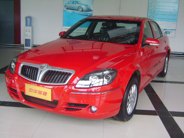  p>中华骏捷fsv是 a target="_blank" href="/item/华晨汽车/8070618"