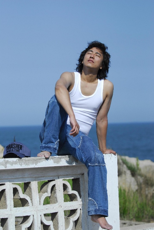  p data-id="go08r3a4yz">黄勐,12月5日出生于北京市,中国内地男演员