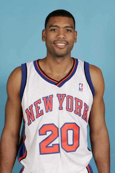  p>阿兰·休斯顿(allan houston),1971年4月20日出生于美国肯塔基州