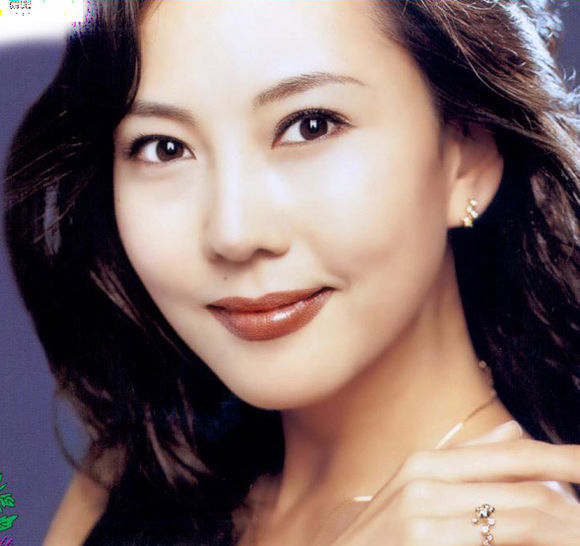  p>金南珠(kimnamjoo),1971年5月10日出生于韩国京畿道平泽市,韩国