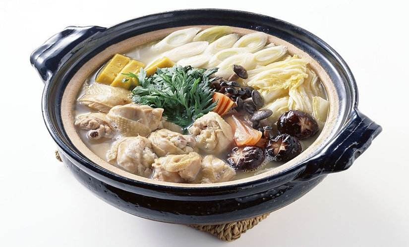  p>海参炖香菇是一道美食,主要食材是海参,香菇,母鸡,料酒,蚝油,酱油