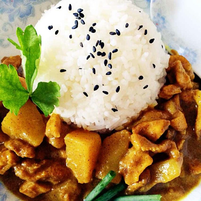 泰式咖喱鸡肉饭